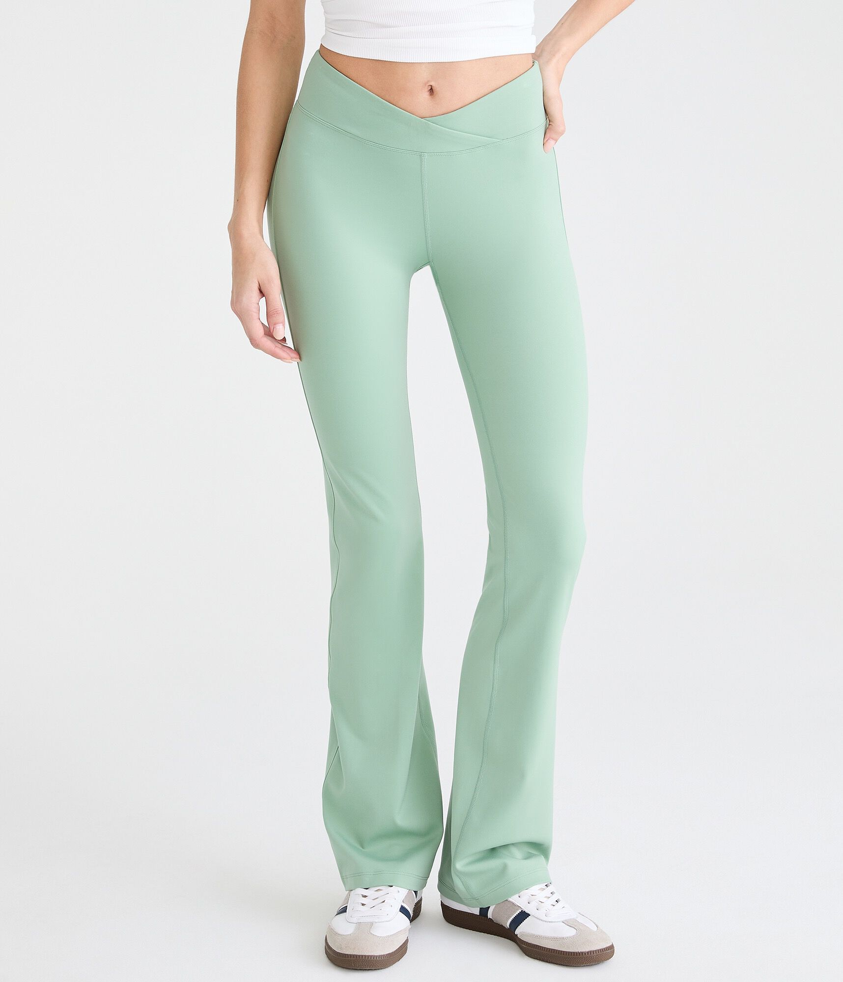 Buttery Soft Low-Rise Crossover Bootcut Leggings