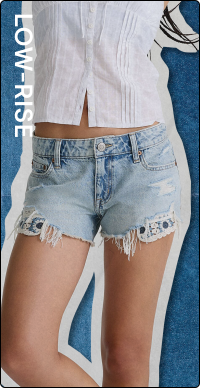 Low-Rise Shorts Zoom In