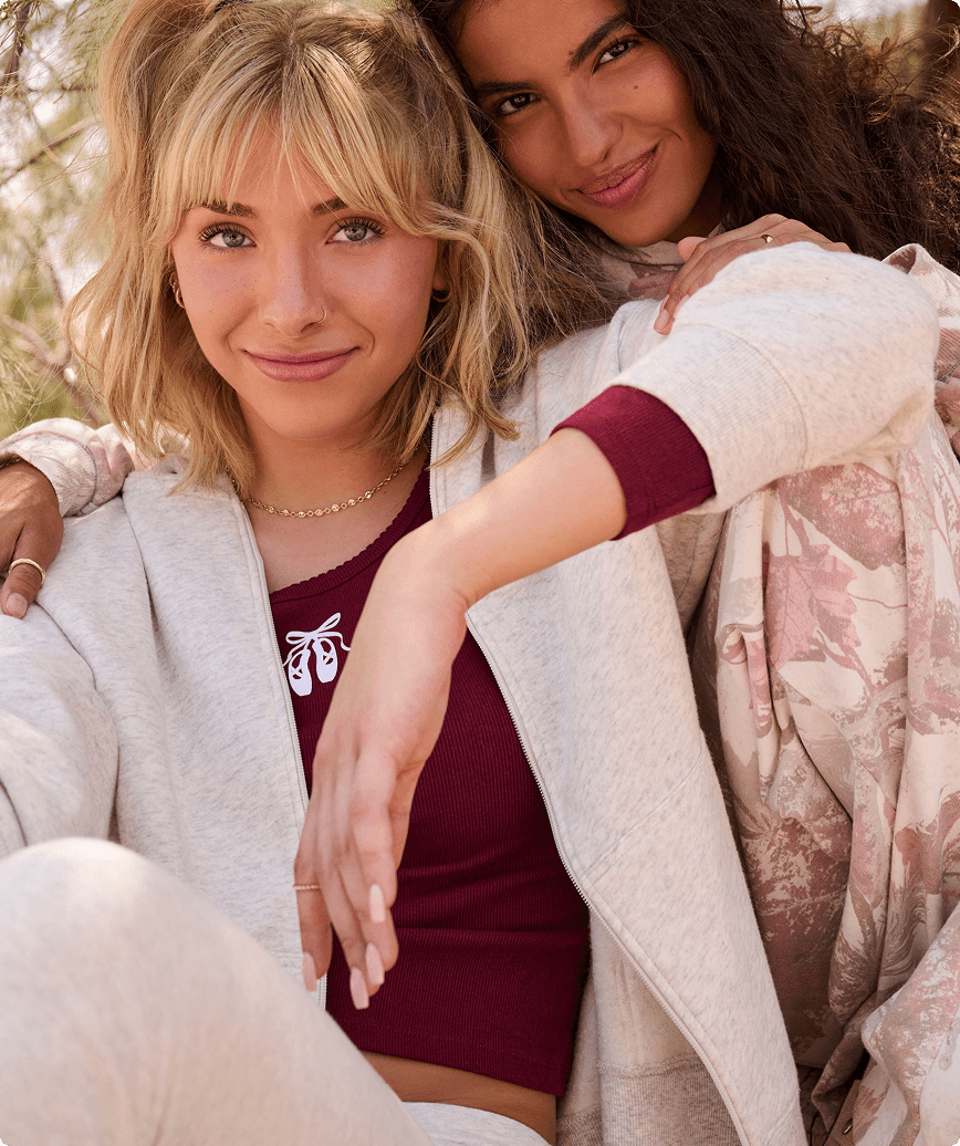 Aero Hoodies and Sweatpants Imagery