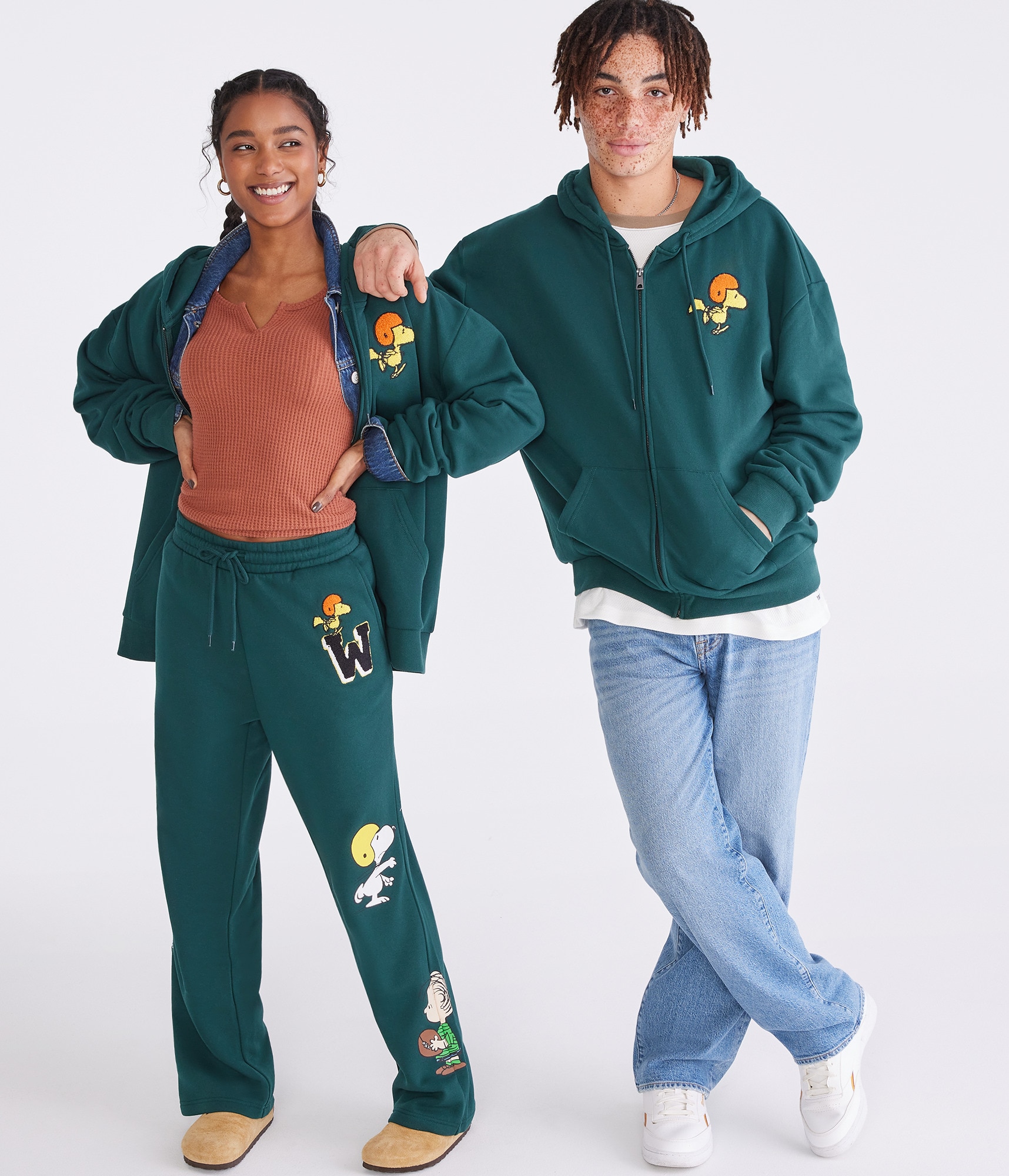 Peanuts® | Aéropostale Football Friends Full-Zip Hoodie