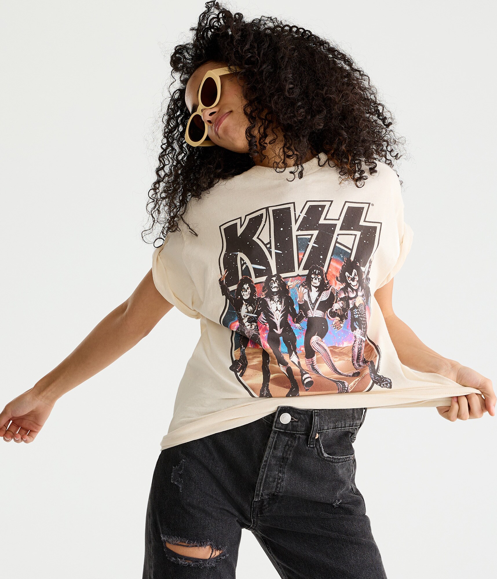 Kiss Boyfriend Graphic Tee
