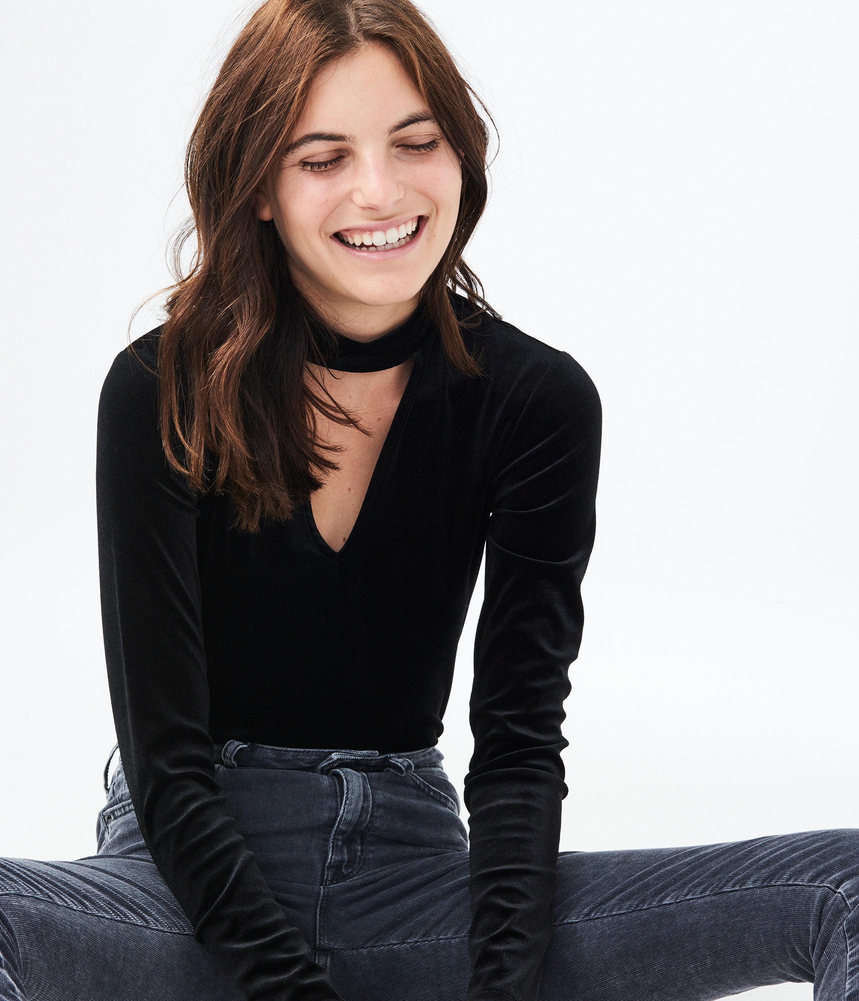 Long Sleeve Velvet Choker Top