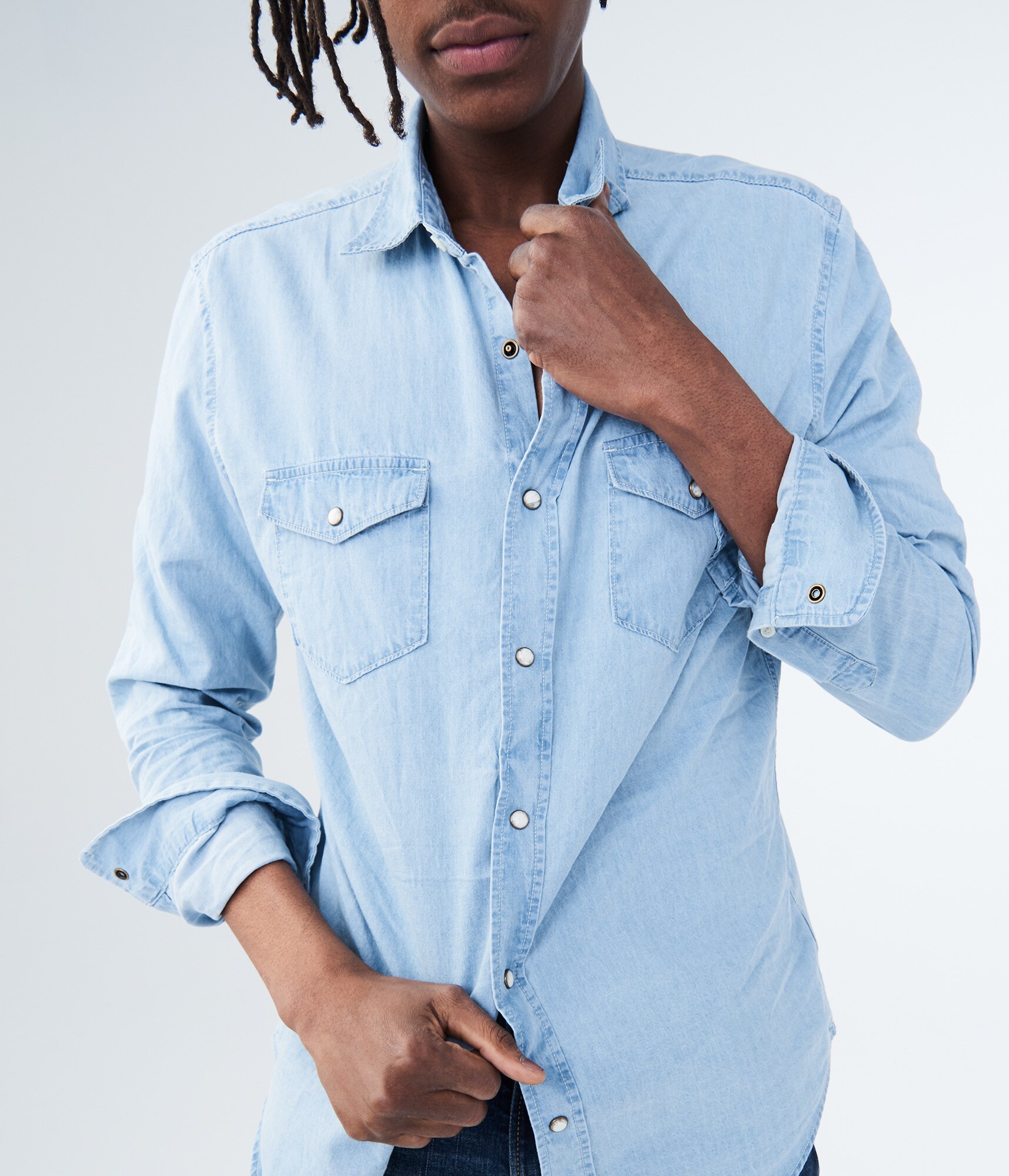 aeropostale light wash jeans