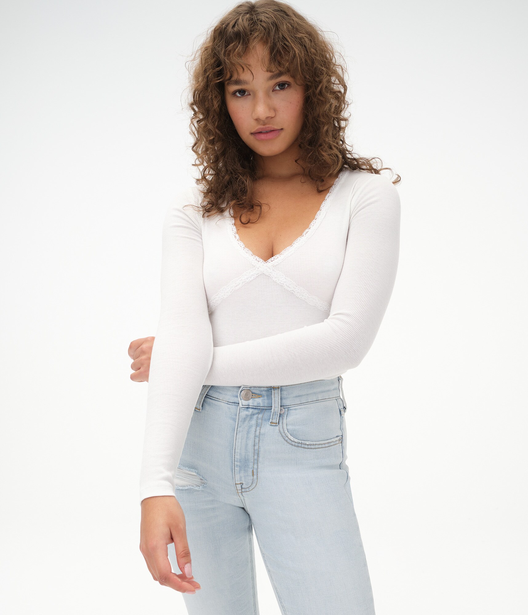 Tenis Aéropostale Madeleine Ivory para Mujer. AES23101084